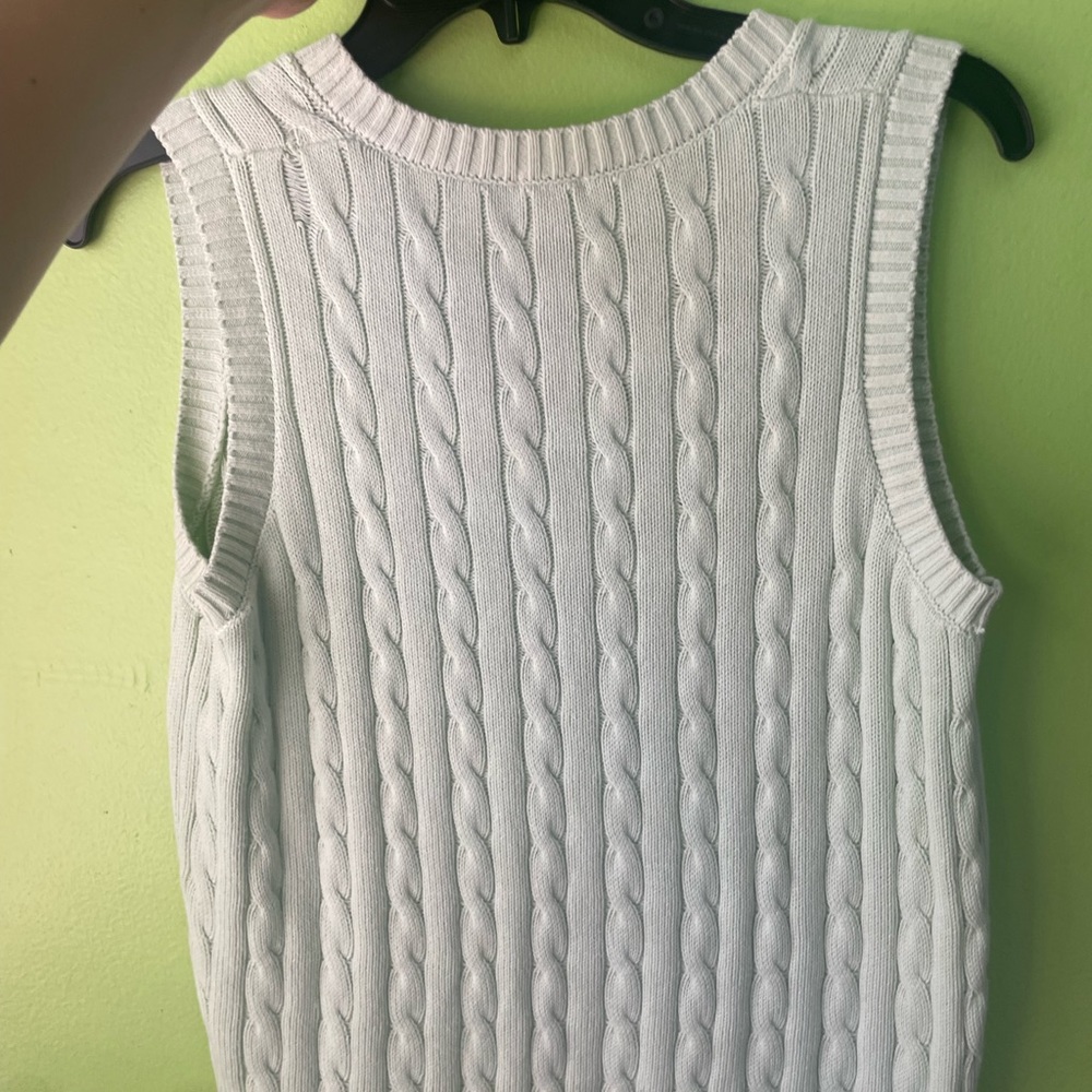 Light green sweater vest - Picture 2 of 2